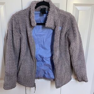I am selling a North Face girls fleece